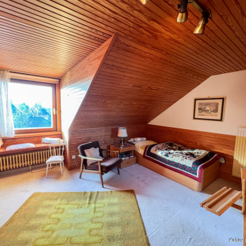 Zimmer 2. OG Zimmer 2. OG