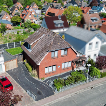 Haus und Grundstück