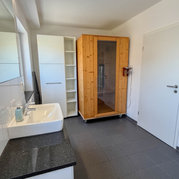 Badezimmer 2 EG Badezimmer 2 EG
