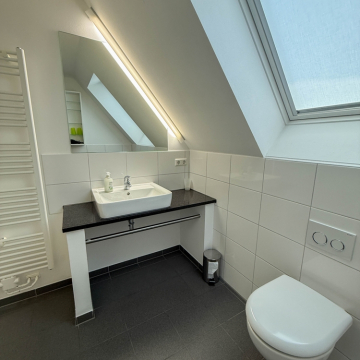 Badezimmer DG Badezimmer DG