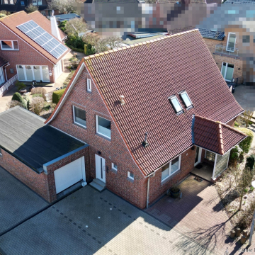 Haus und Garage Haus und Garage