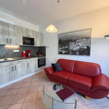 Küche und Wohnzimmer WHG 1 Küche und Wohnzimmer WHG 1