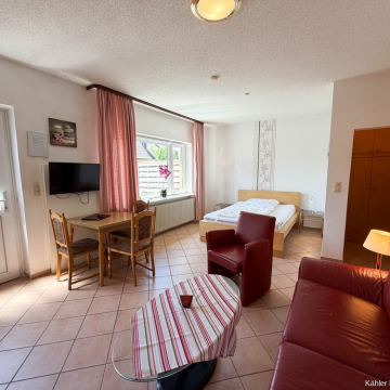 Wohn- und Esszimmer WHG 4 Wohn- und Esszimmer WHG 4
