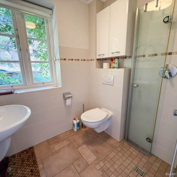 Badezimmer im Erdgeschoss