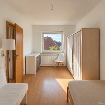 Schlafzimmer 1