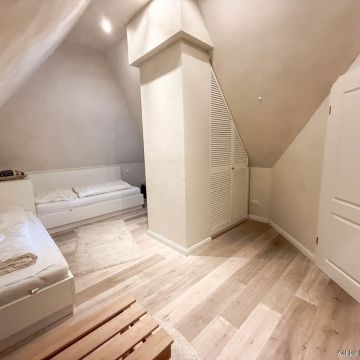 Schlafmöglichkeit im Spitzboden Schlafmöglichkeit im Spitzboden
