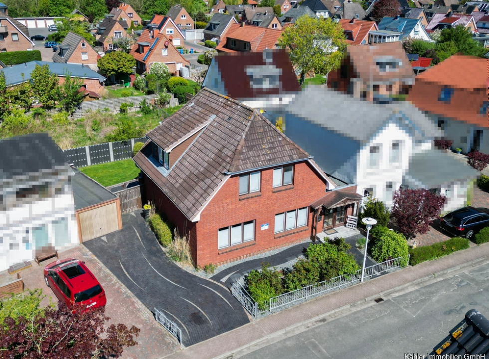 Haus und Grundstück